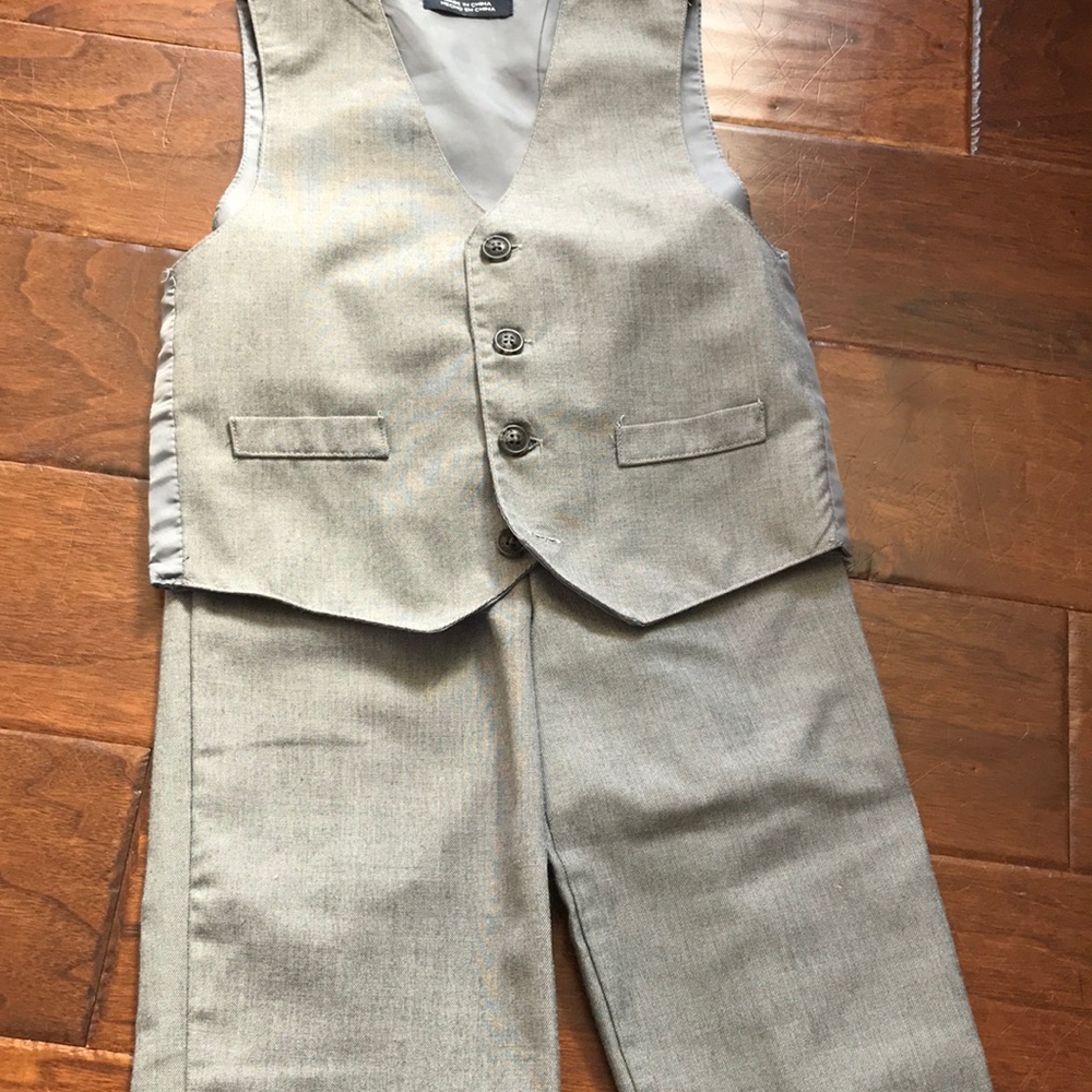 5t grey two piece suit worn once